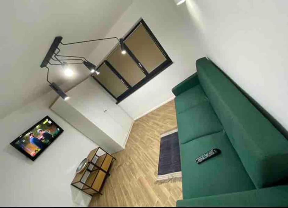 Enescu Flat Apartment ซูชาวา ภายนอก รูปภาพ
