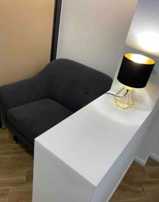 Enescu Flat Apartment ซูชาวา ภายนอก รูปภาพ